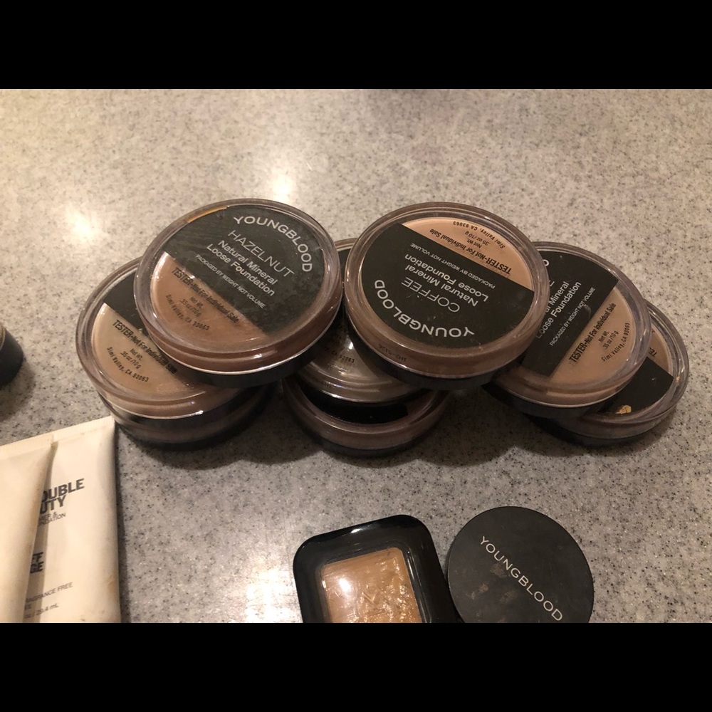 ✨LOT ✨of 26 FOUNDATIONS 💋MAKEUP ARTISTS DREAM💋 - Picture 6 of 7